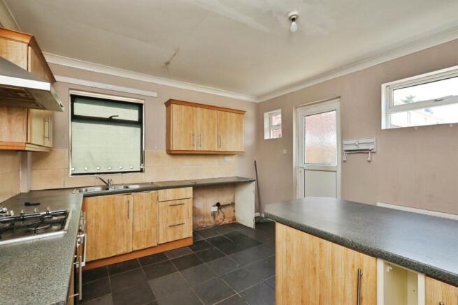 3 bed End of Terrace for sale Image 5