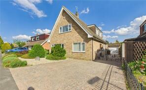 29, Mount Pleasant Close, Lightwater GU18 5TR