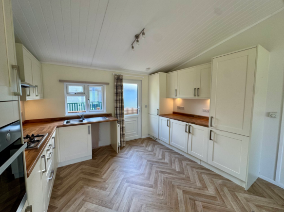 2 bed Lodge for sale Image 6