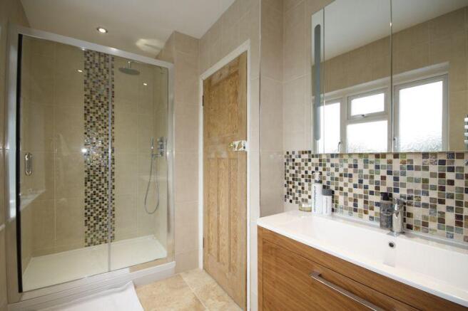 En Suite Showe...
