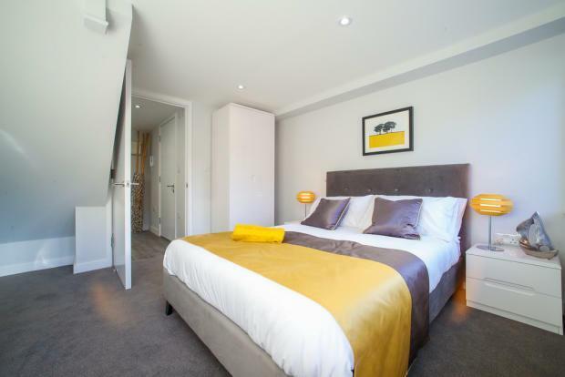 10 Derngate 3.jpg