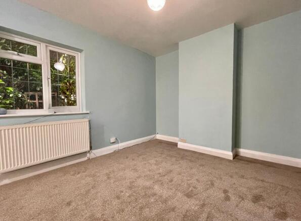 Bedroom 1 Master (downstairs) 3