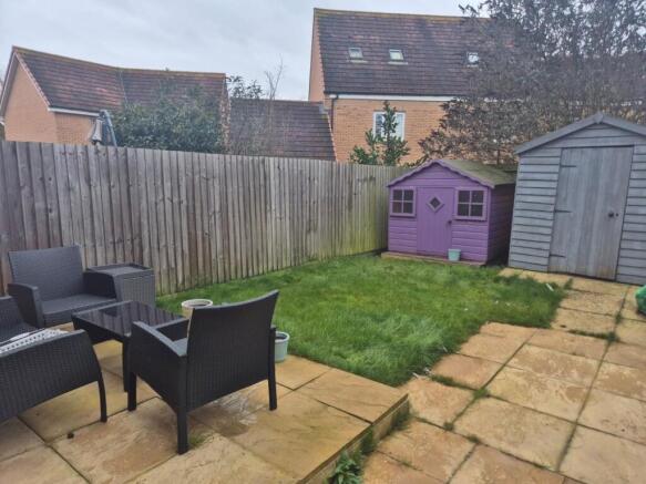 27 Yates Gdn.jpg