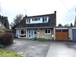 Cangle End, London Road, Fairford GL7 4AY