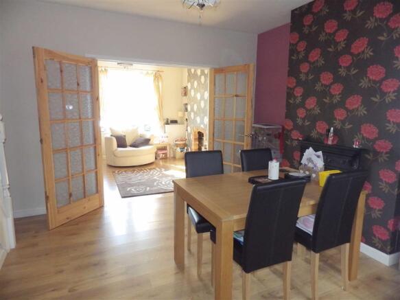 SITTING ROOM