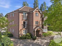 26, School House Gardens, Loughton IG10 3PD