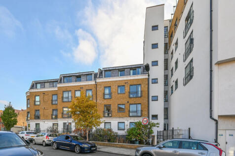 Uxbridge Road, West Ealing, London, W13