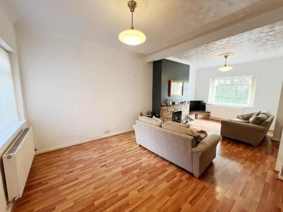 Lounge / Dining Room