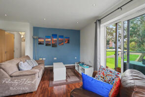 18, Kingswood Court, Hither Green Lane, Hither Green, London SE13 6TD