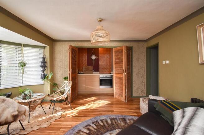 Living room & kitchen