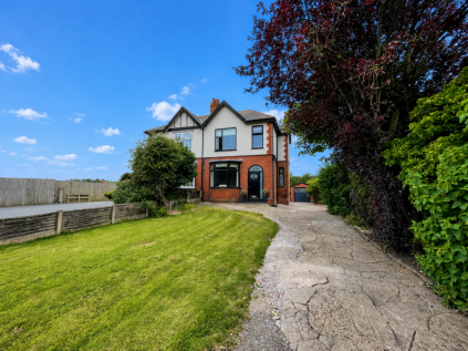 Fleetwood Road South, Thornton, FY5