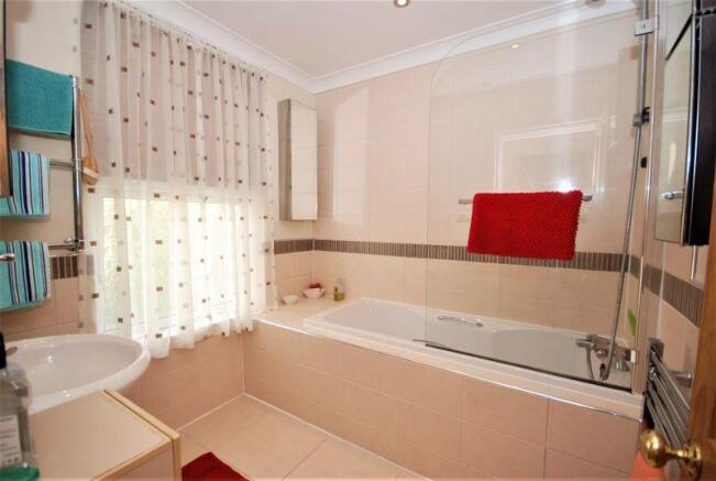 Photo 10