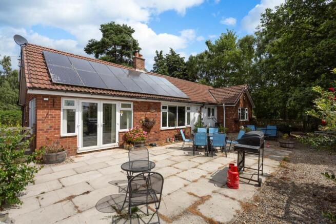 3 bed Detached Bungalow for sale Image 6