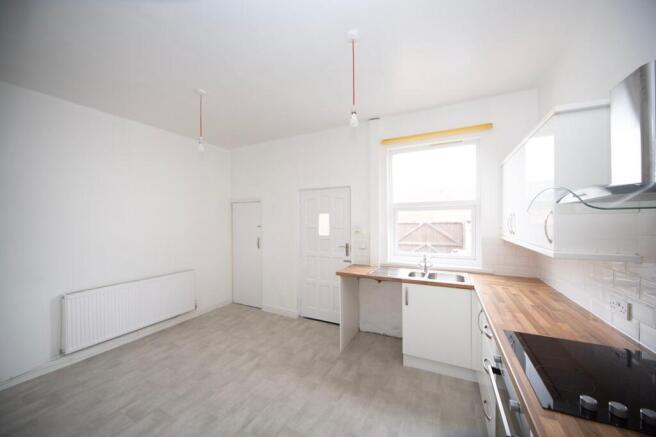 2 bed Terraced for sale Image 9