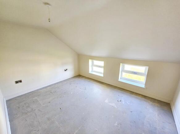 3 bed House for sale Image 11