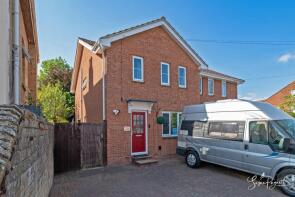 22b, Castle Road, Newport PO30 1DS