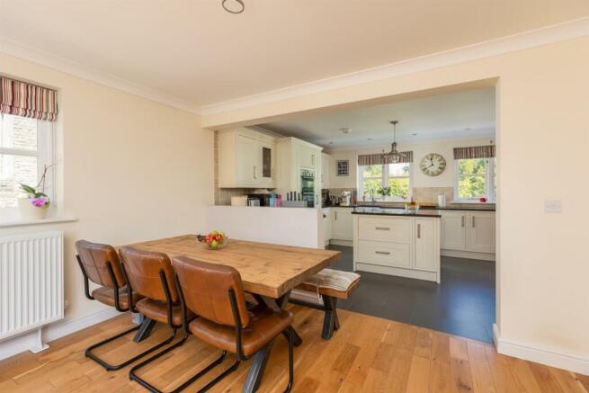 Living/Dining Room