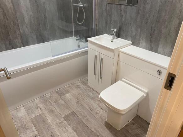 1 bed Flat to rent Image 5