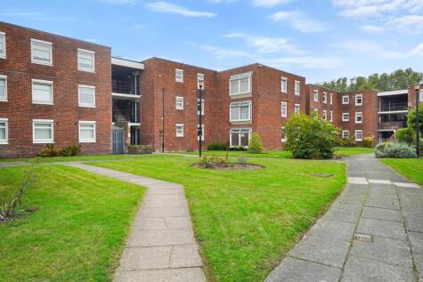Green Park, Netherton