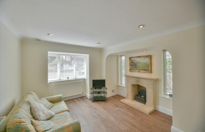 Brogden Drive, Gatley photo 4