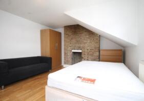 63, Mayes Road, Wood Green, London N22 6TN