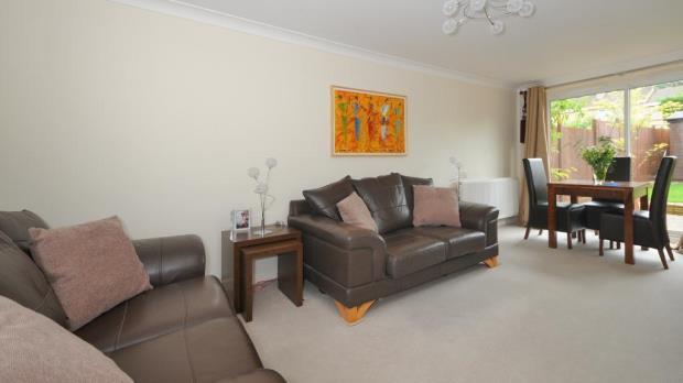 Lounge 1