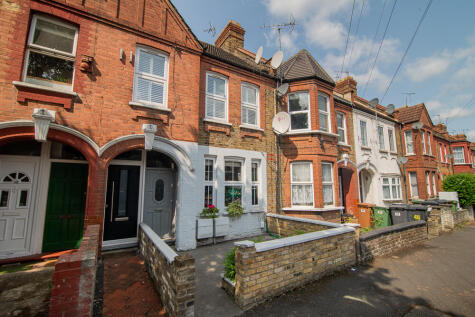 Kettlebaston Road, London, E10