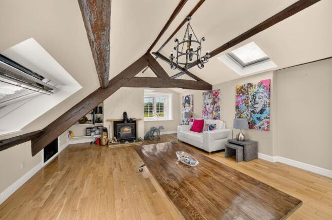 2 bed Apartment for sale Image 10