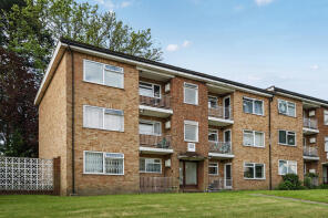 17, 66 Cedar Court, Athenaeum Road, Whetstone, London N20 9AZ
