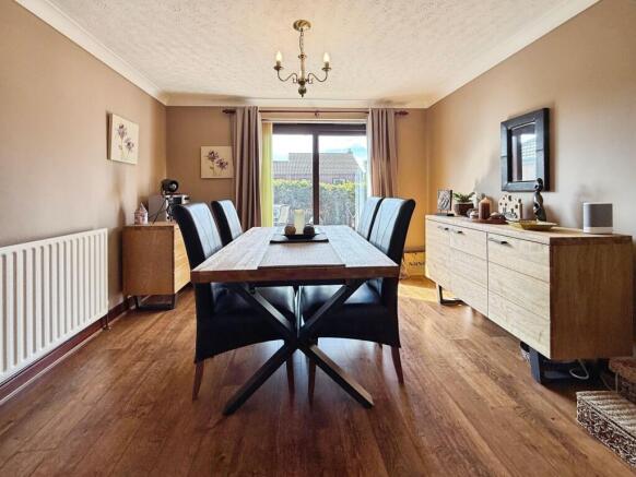 Priory Way, Lea, DN21 photo 4