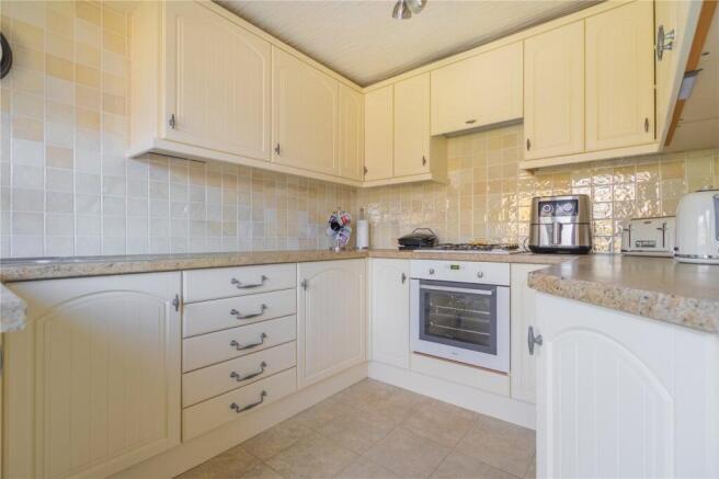3 bed Terraced for sale Image 5