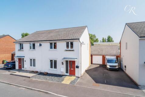 College Drive, Cheltenham