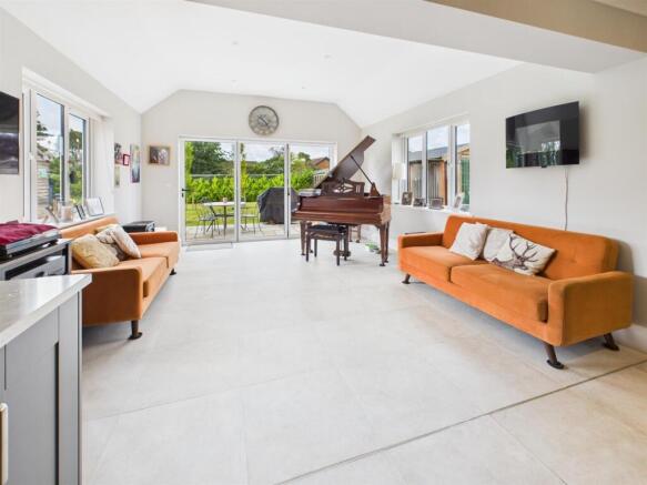 7 Fairfield Place, Partney, near Spilsby photo 4