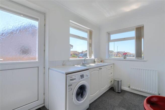 2 bed Bungalow for sale Image 6