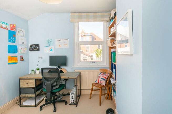 4HVK2RKE - Bedroom C.jpg