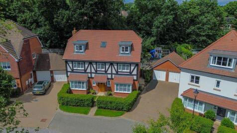 Ferny Croft, Haywards Heath, RH16