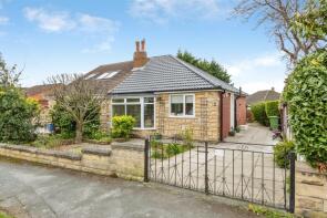 5, Field End Gardens, Halton, Leeds LS15 0QD