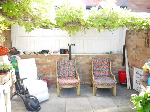 Photo 10