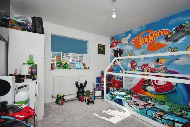 3 bed Semi-Detached for sale Image 5