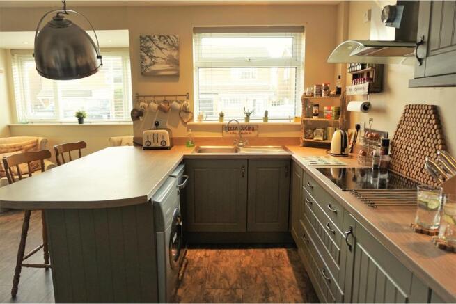 Kitchen / Breakfast