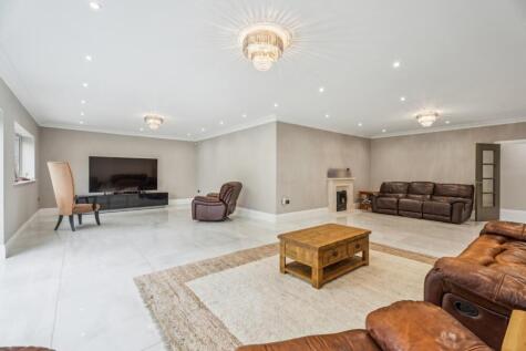 Howards Thicket, Gerrards Cross, Buckinghamshire, SL9