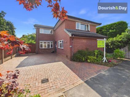 Chestnut Close, Derrington, ST18