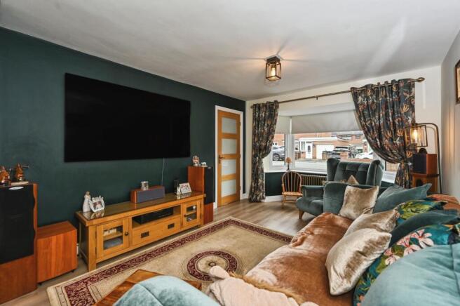 18, Pinewood Close, Wigan, WN2 photo 4