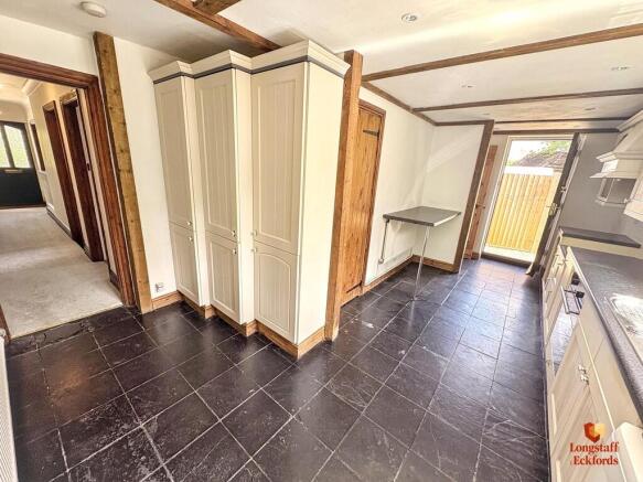 'Pinebeck', 27 Swallow Hill, Bourne photo 5