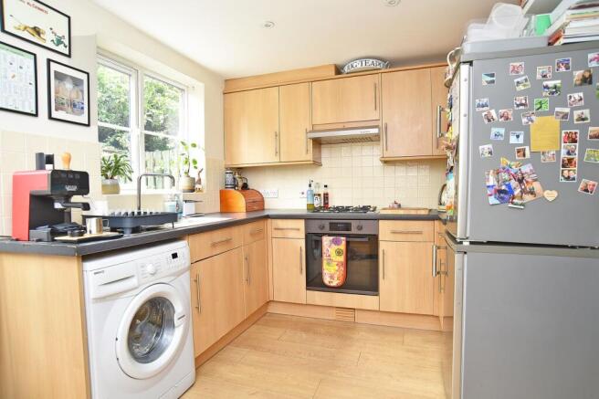 3 bed Terraced for sale Image 4