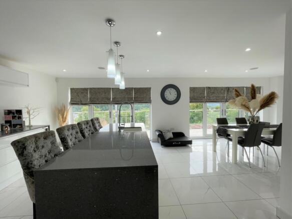 KITCHEN G