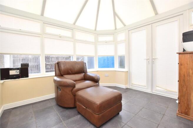 Sherburn Road North, Leeds, West Yorkshire photo 4