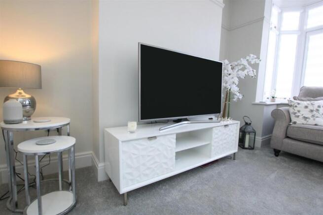 3 bed Semi-Detached for sale Image 10