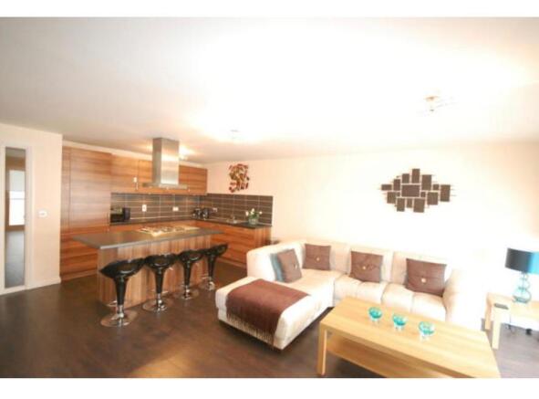 Lounge/Kitchen