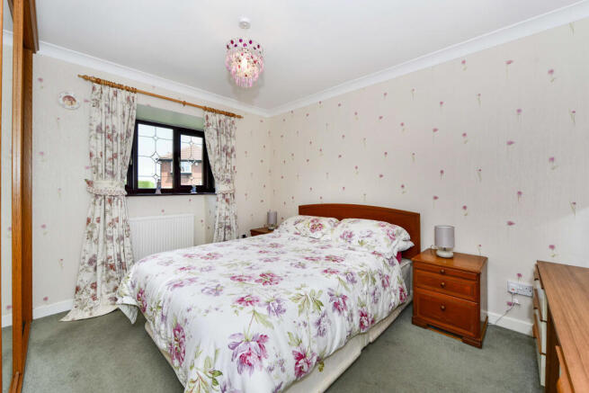 3 bed Detached Bungalow for sale Image 11